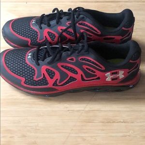 Men’s Under Armour athletic shoes size 11.5 new